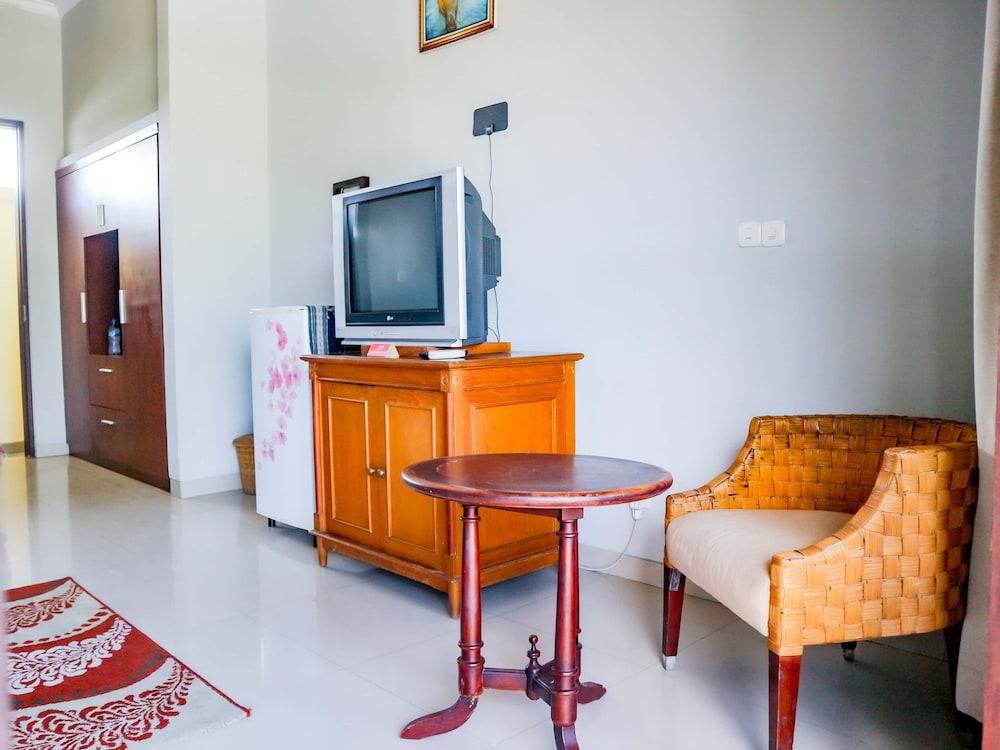 U Tube Hotel&Spa Uluwatu Buitenkant foto
